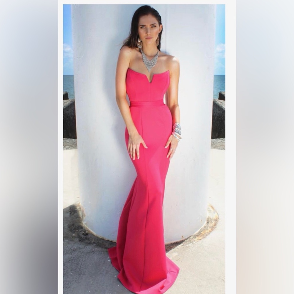 Elegant Pink Strapless Dress